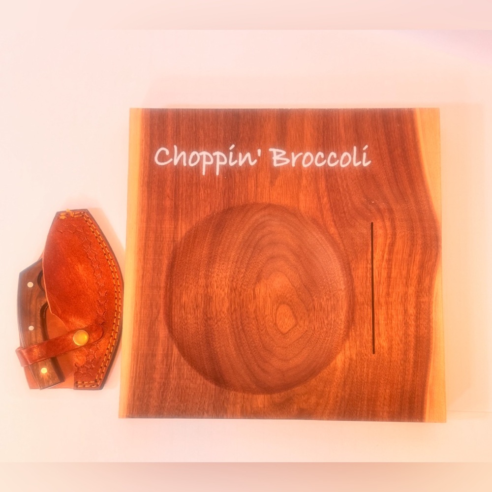 Choppin’ Broccoli Handmade Cutting Board & Ulu Knife in Sheath - Black W…